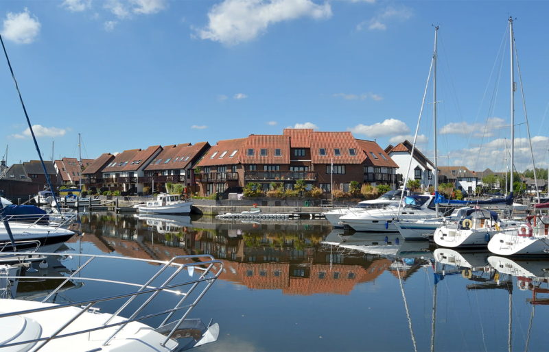 Hythe marina now connected to full fibre broadband